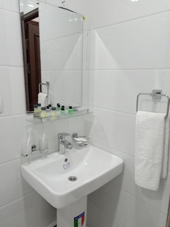 Queens 2 Hotel Τασκένδη Εξωτερικό φωτογραφία